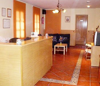 Hostal Emilio Barajas Madrid Exterior photo